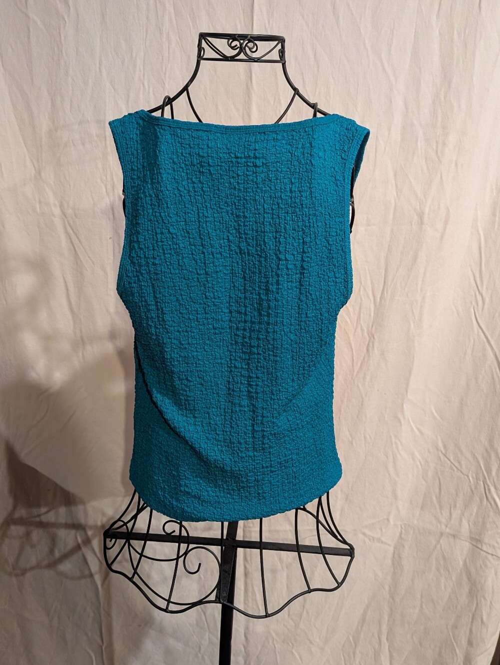 Old Navy Teal Blue Smocked Textured Square Neck Tank Top Size Large - Picture 5 of 7